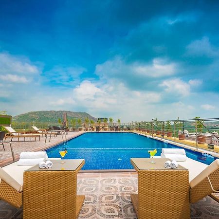 Clarion Inn Jaipur Kukas Экстерьер фото