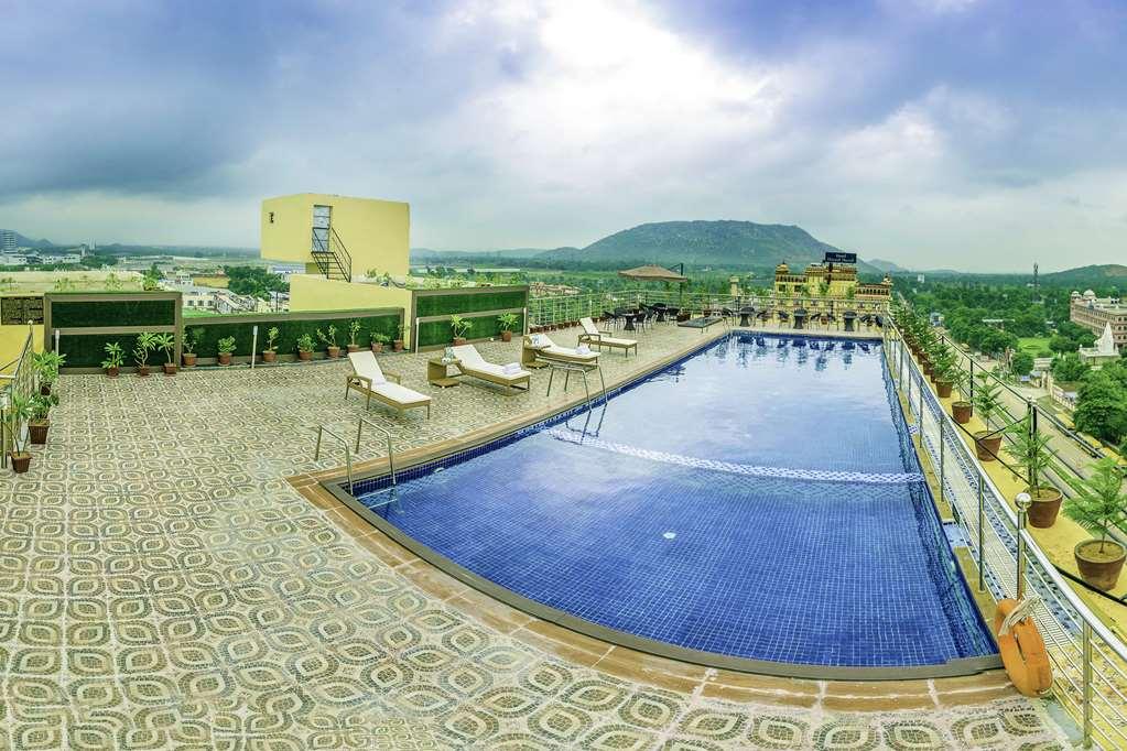 Clarion Inn Jaipur Kukas Удобства фото
