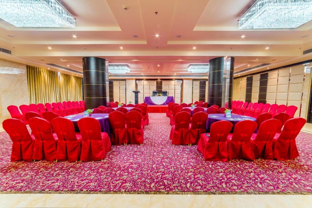 Clarion Inn Jaipur Kukas Экстерьер фото
