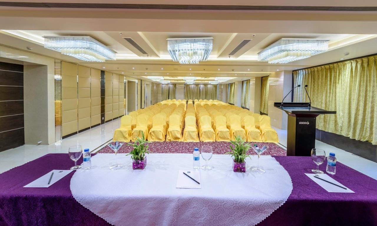 Clarion Inn Jaipur Kukas Экстерьер фото