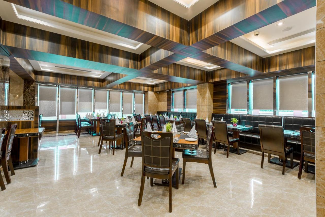 Clarion Inn Jaipur Kukas Экстерьер фото