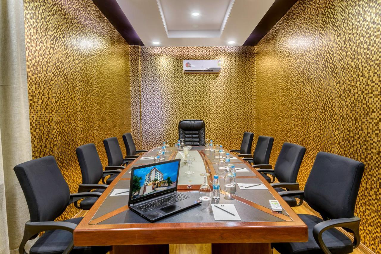 Clarion Inn Jaipur Kukas Экстерьер фото