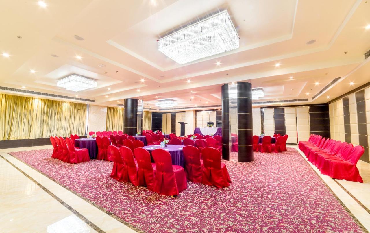 Clarion Inn Jaipur Kukas Экстерьер фото
